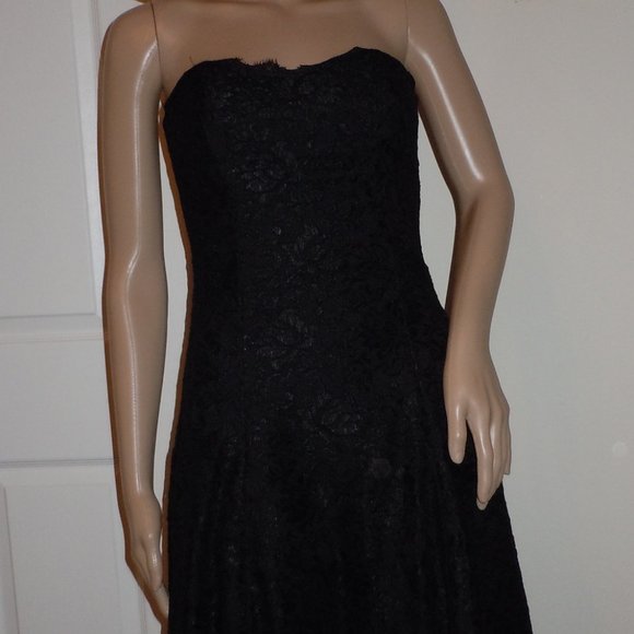 White House Black Market Black Lace Asymmetric Hem Party Dress Sz 0 NWT $240 - Picture 2 of 13